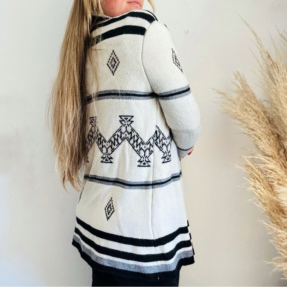 VINTAGE ANTHROPOLOGIE Cream Black Grey Print Stripe Knit Open Cardigan Sweater M - Picture 4 of 12